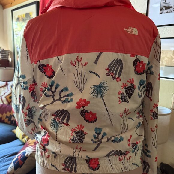 The North Face Cactus Jacket - Picture 3 of 4